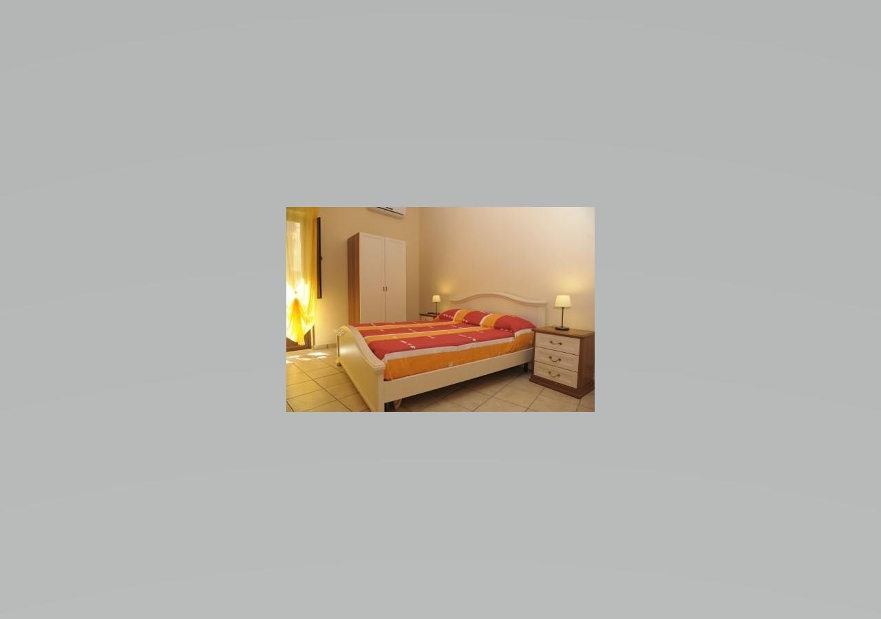 Gli Agrumi Rooms Trapani Bagian luar foto